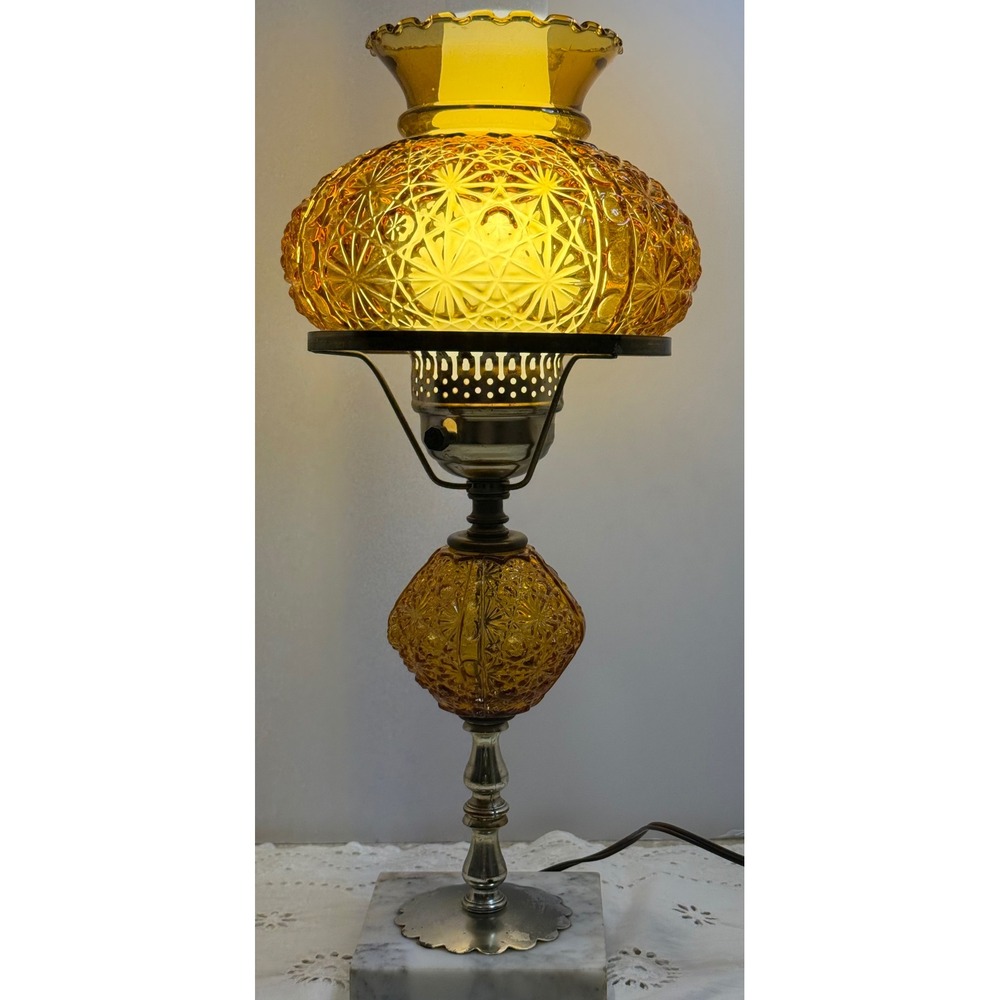 Vintage Fenton/Fenton Associated Amber Daisy and Button Glass Lamp